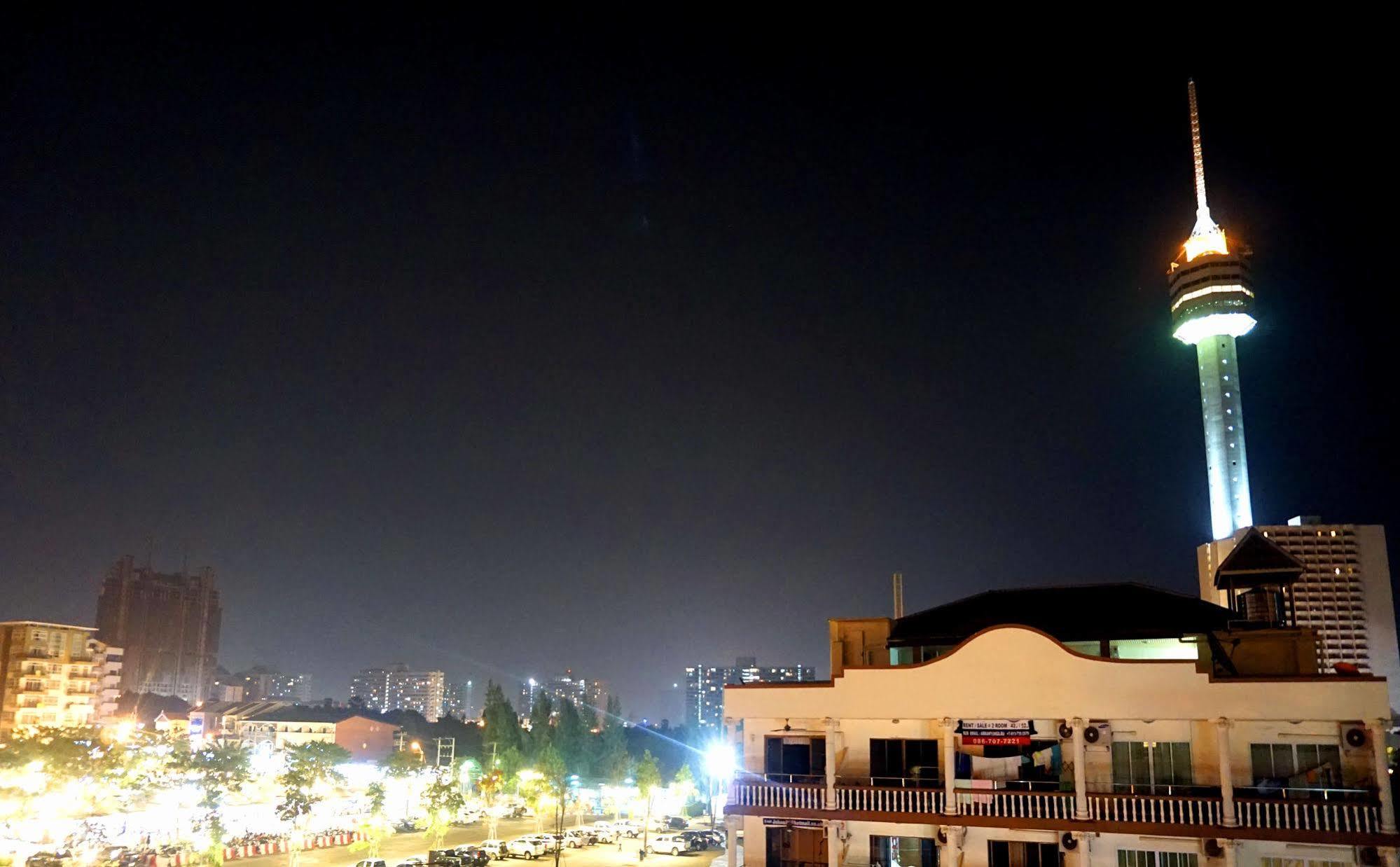 Aya Place Pattaya Exterior foto